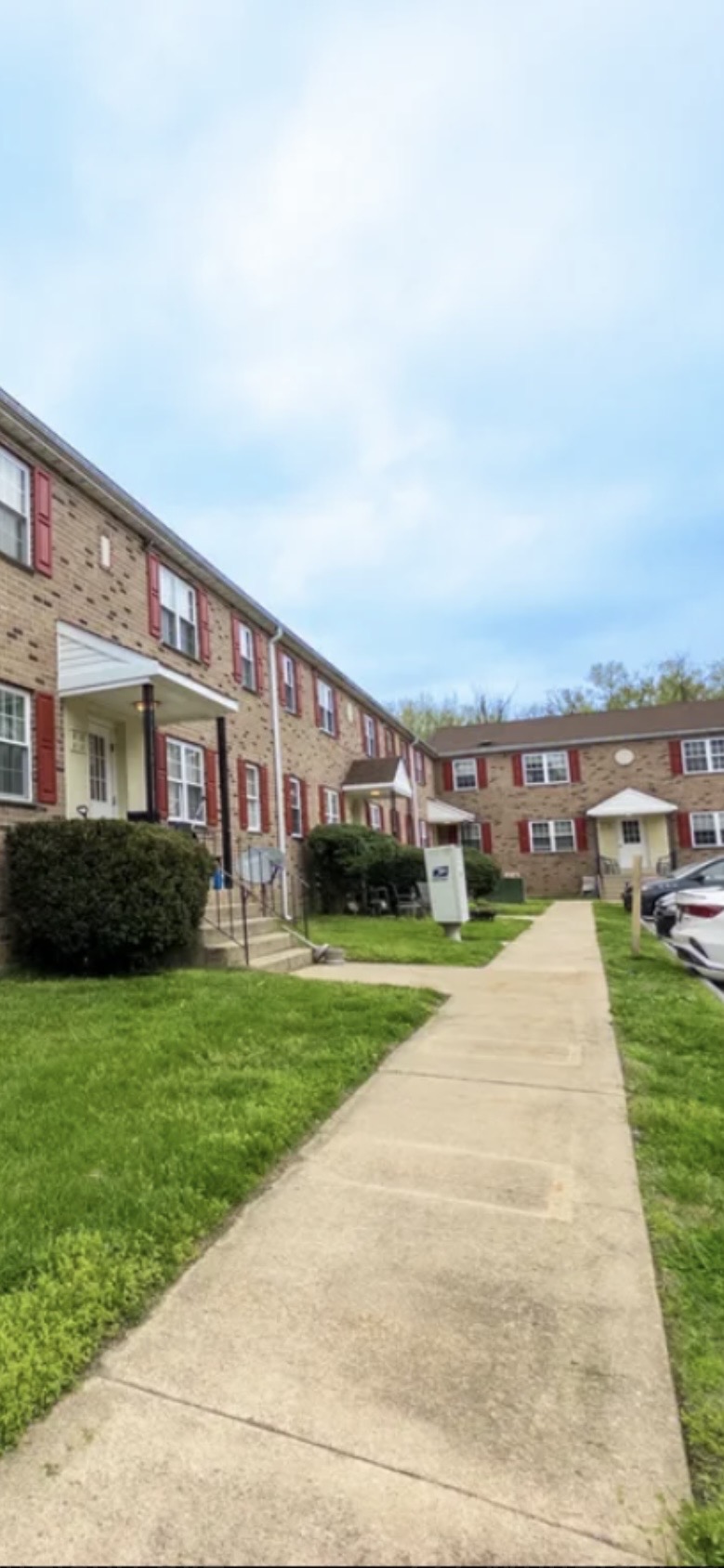 227 Whiteland Avenue - B8