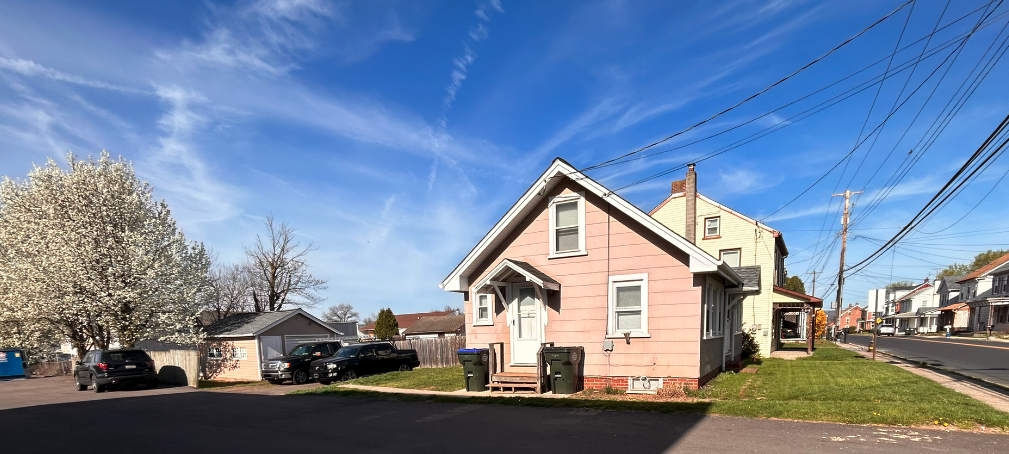 Property main image
